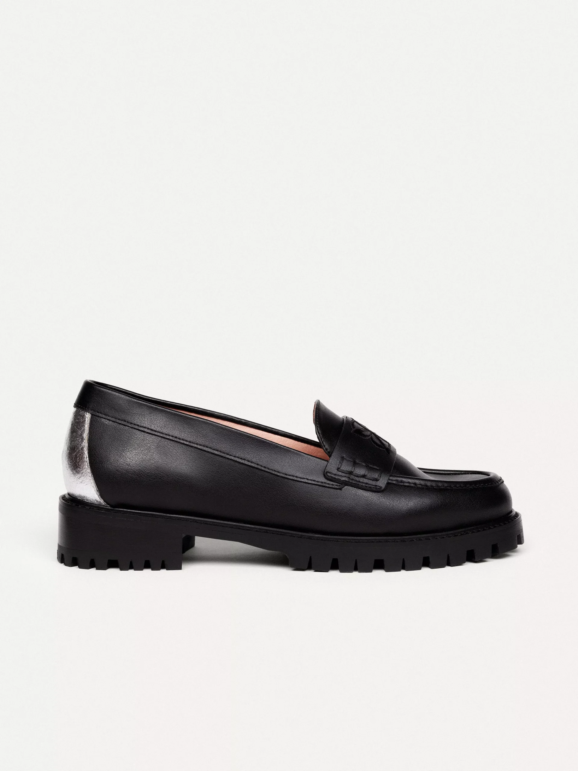 4PM CONF CALL - Black & Silver