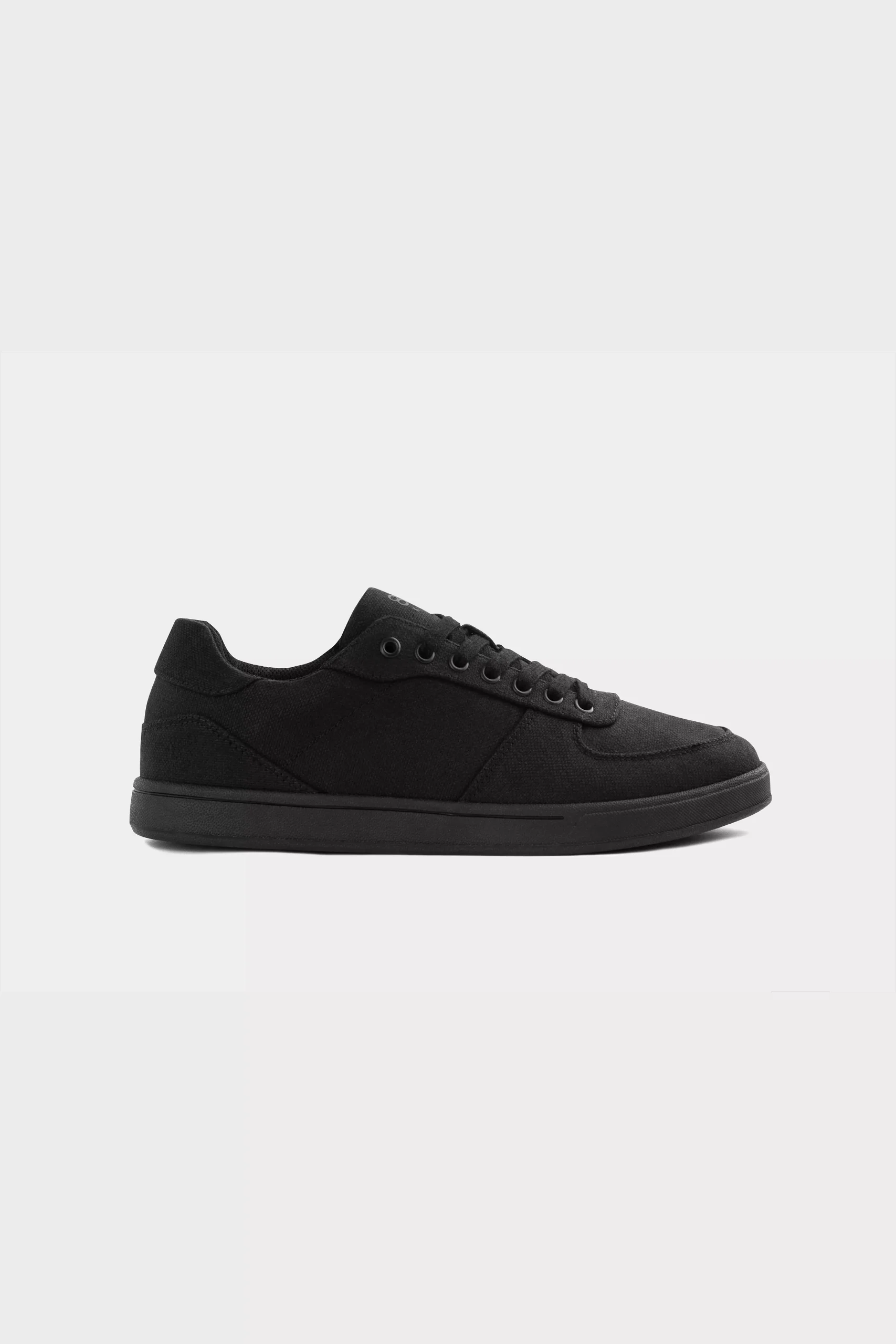 8000kicks EU Sneakers Men Seeker Black