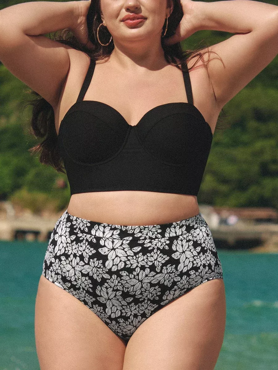 Black Floral Petal-Print Plus Size Bikini Bottom