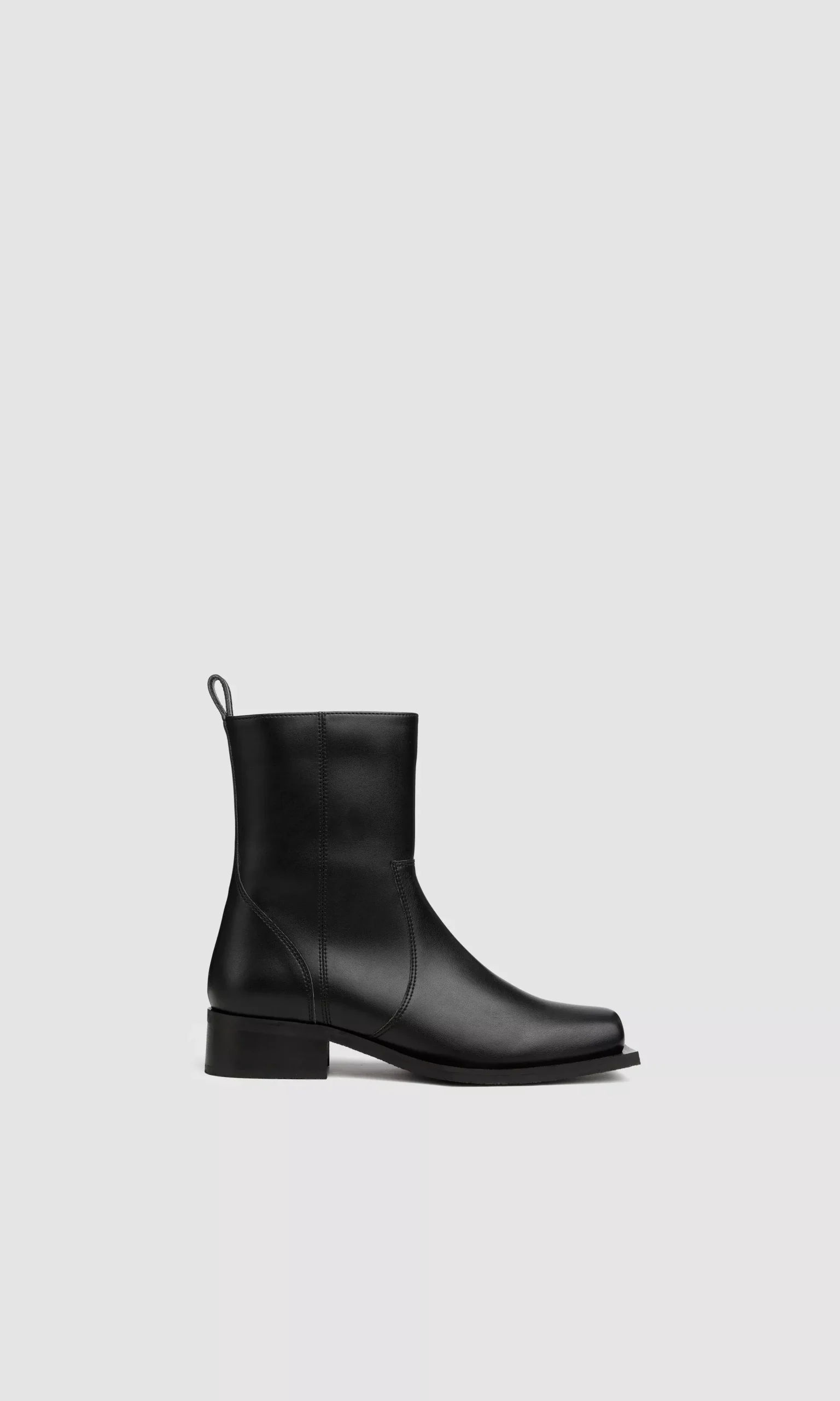 Karel - Black