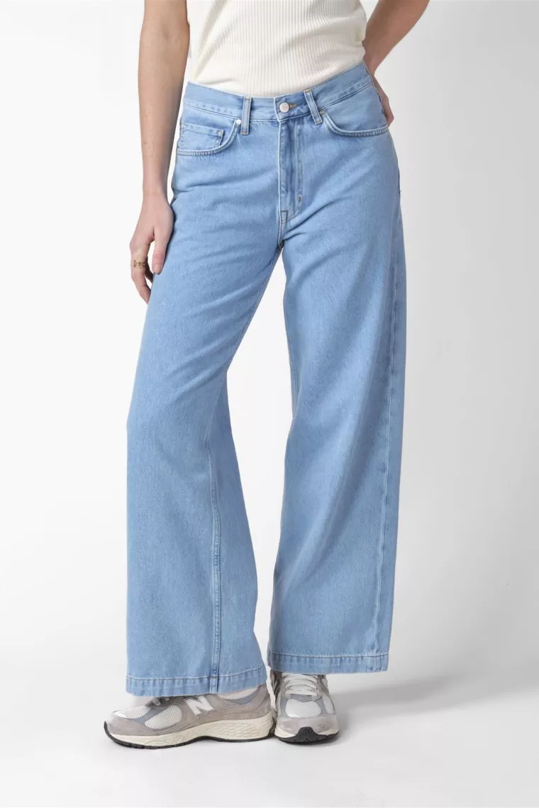 Klitmøller Jeans Amelia Extra Light Blue Stonewash