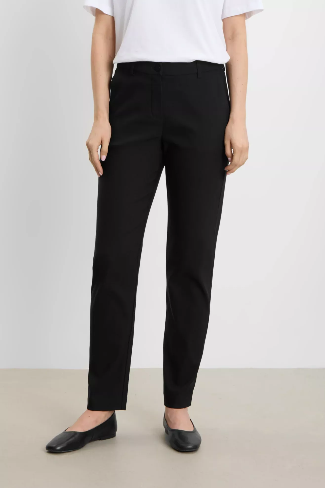 LAURIE Pants Julia Regular Short Length Black