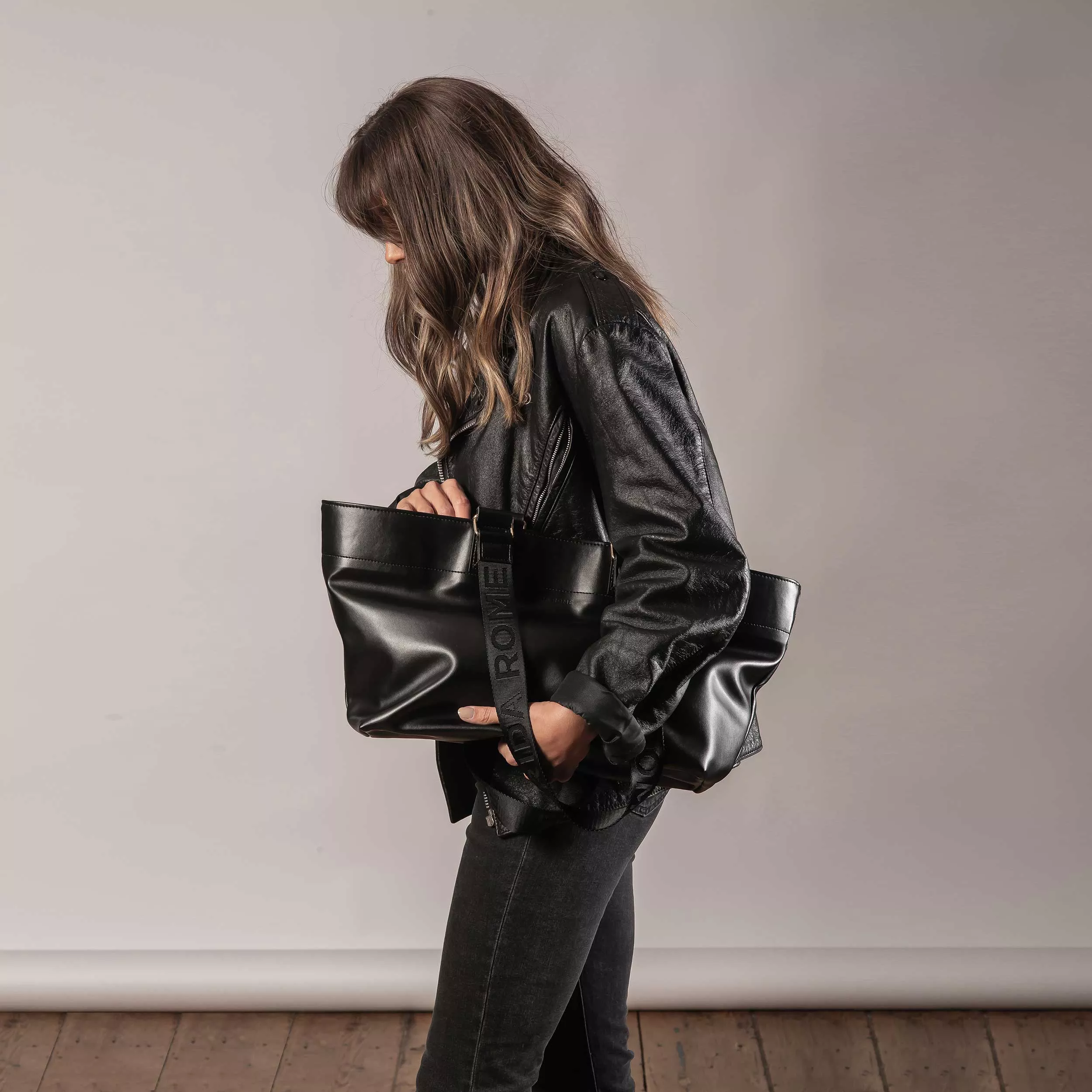 The WEEK/DAY X Slouch Tote